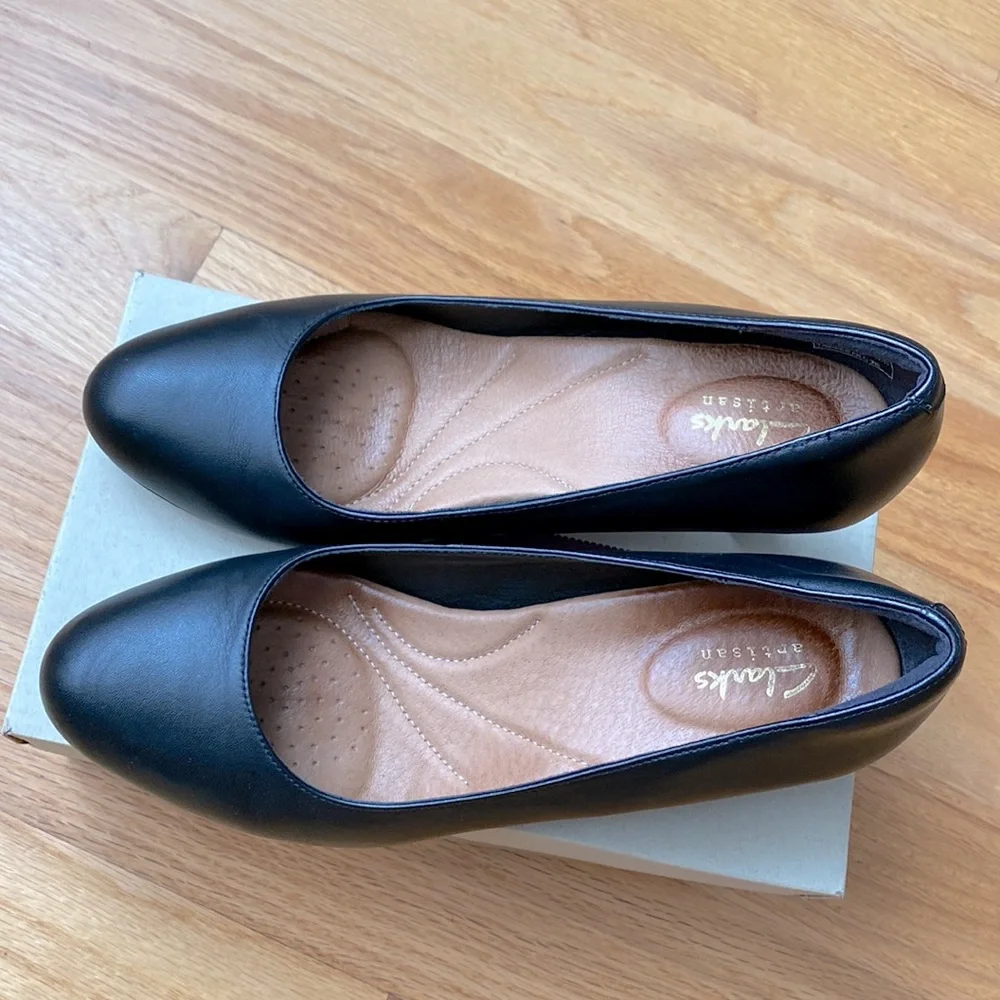 Clarks Heavenly heart black leather heel 7W - Picture 2 of 9